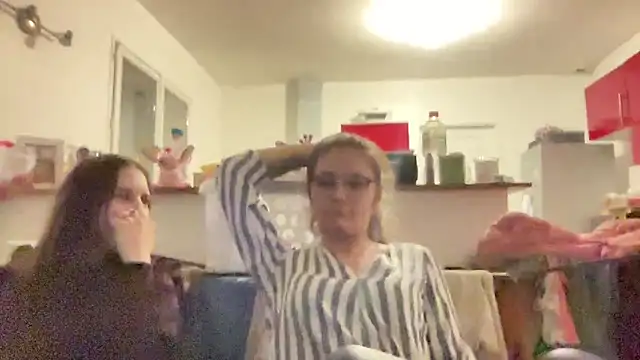 Ninafrisson online show from 15, 2, 2026