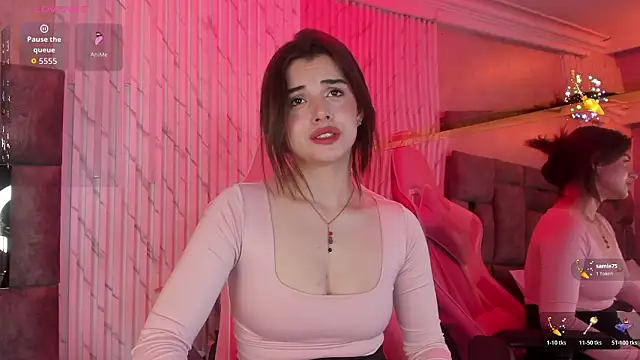 Snapshot of KatyParisi chatting on 1, 2, 2026 KatyParisi online show from 1, 2, 2026