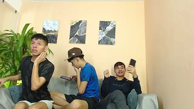 Snapshot of DesiresOfOlympus_ chatting on 16, 2, 2026 DesiresOfOlympus online show from 16, 2, 2026