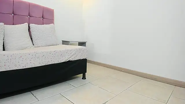 Lia Nova online show from 11, 3, 2026