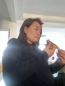 Snapshot of Youyou_12 chatting on 3, 2, 2026 Youyou 12 online show from 3, 2, 2026