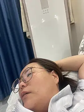 Snapshot of Youyou_12 chatting on 9, 2, 2026 Youyou 12 online show from 9, 2, 2026