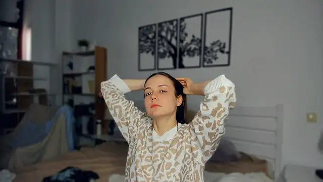 MalvinaTrafford online show from 6, 4, 2026