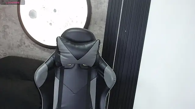 Snapshot of Noha-Smith chatting on 8, 2, 2026 Noha-Smith online show from 8, 2, 2026