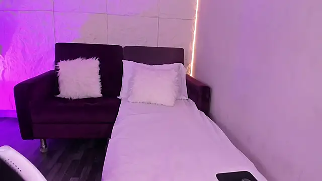 Yalezka  online show from 16, 2, 2026