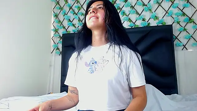 Snapshot of EmmaWilliamss4 chatting on 11, 2, 2026 EmmaWilliamss4 online show from 11, 2, 2026