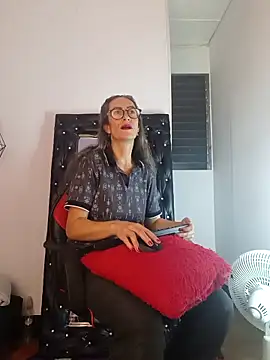 laurasofia45 online show from 9, 2, 2026