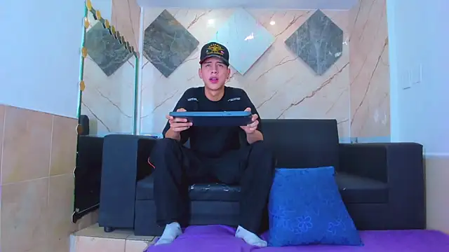 Snapshot of Dominic_26 chatting on 11, 2, 2026 Dominic 26 online show from 11, 2, 2026