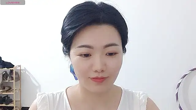 Snapshot of Nikishine chatting on 19, 4, 2026 Nikishine online show from 19, 4, 2026