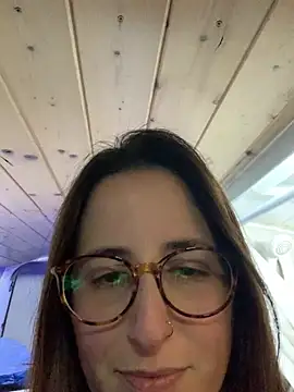 Maya Brooke online show from 13, 4, 2026