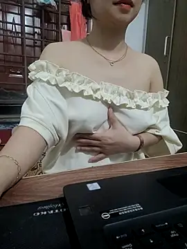Snapshot of NinaKey chatting on 18, 7, 2026 NinaKey online show from 18, 7, 2026