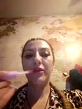 Snapshot of LannaQuinn chatting on 1, 2, 2026 LannaQuinn online show from 1, 2, 2026