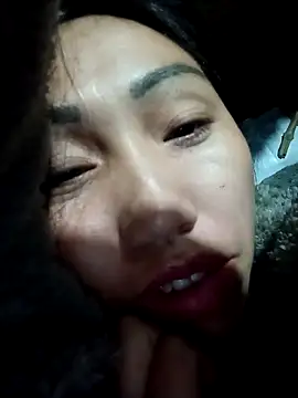 hot-luna- online show from 10, 3, 2026