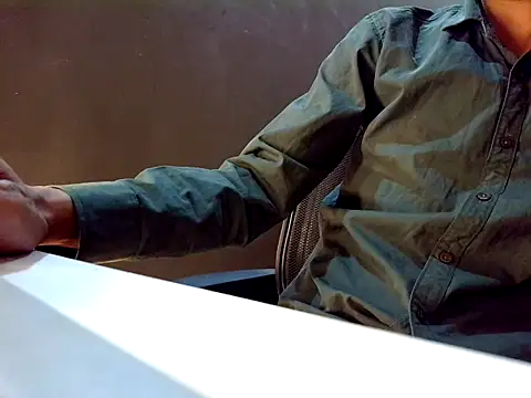 Snapshot of Indian-gentleman_teen chatting on 4, 3, 2026 Indian-gentleman teen online show from 4, 3, 2026