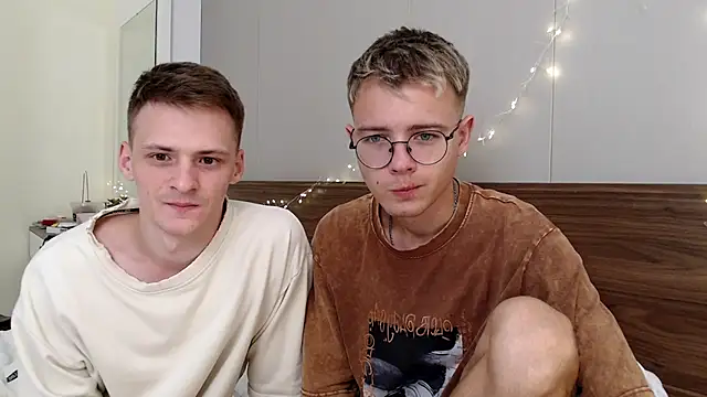 NikiKerryCum online show from 14, 3, 2026