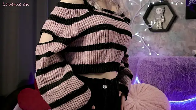 Yunakiss online show from 15, 4, 2026