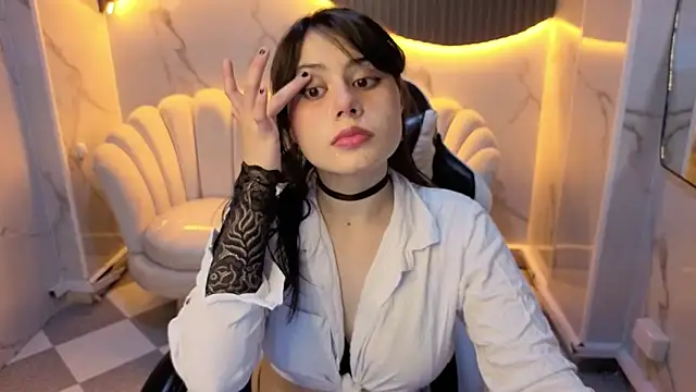 Valerie moon b online show from 13, 2, 2026