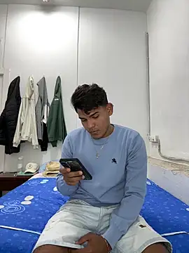 Snapshot of DavShi chatting on 9, 2, 2026 DavShi online show from 9, 2, 2026