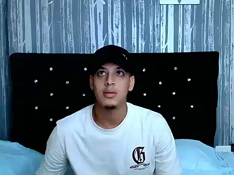 Snapshot of Noah_Blackk chatting on 5, 2, 2026 Noah Blackk online show from 5, 2, 2026