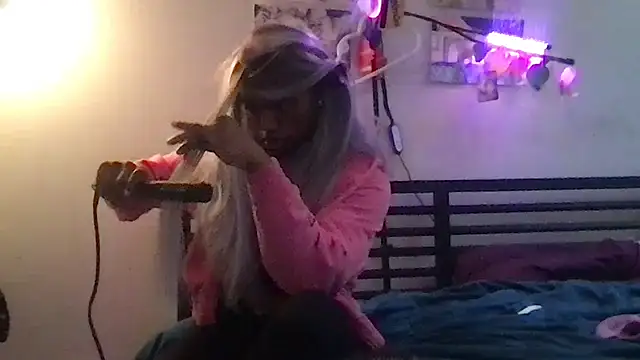 frenchiego online show from 23, 2, 2026