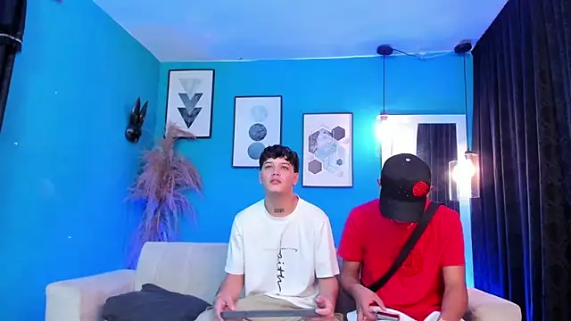 Snapshot of KingOfHeavens_2 chatting on 1, 3, 2026 KingOfHeavens 2 online show from 1, 3, 2026