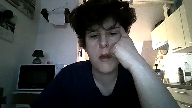 OIseauNoir88 online show from 3, 2, 2026