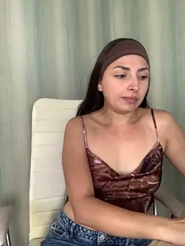 ArianaDominguez Pink online show from 3, 2, 2026