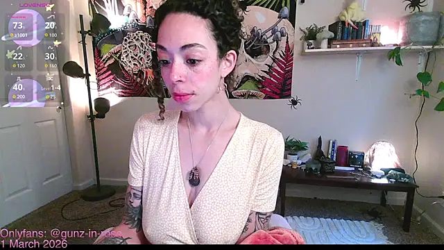 Snapshot of gunzinrose chatting on 1, 3, 2026 gunzinrose online show from 1, 3, 2026