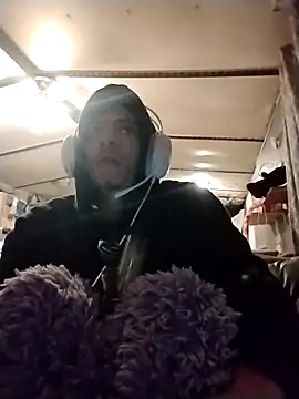 spooky425hd online show from 18, 3, 2026