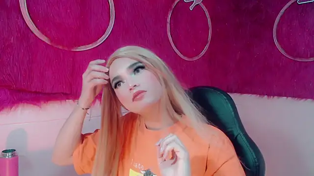 Snapshot of isabella_vogue chatting on 16, 2, 2026 isabella vogue online show from 16, 2, 2026