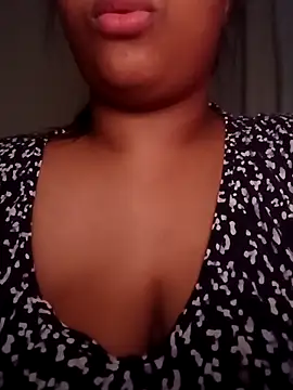 Snapshot of M_eduardabigcurvyplus chatting on 3, 3, 2026 M eduardabigcurvyplus online show from 3, 3, 2026