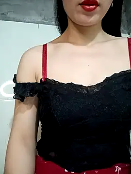 Snapshot of Vyvvyy69 chatting on 5, 5, 2026 Vyvvyy69 online show from 5, 5, 2026