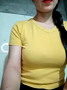 Snapshot of Vyvvyy69 chatting on 12, 5, 2026 Vyvvyy69 online show from 12, 5, 2026