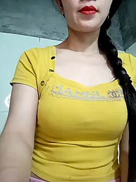 Snapshot of Vyvvyy69 chatting on 7, 7, 2026 Vyvvyy69 online show from 7, 7, 2026