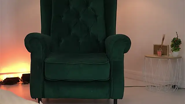 Snapshot of SvveetLuna chatting on 14, 5, 2026 SvveetLuna online show from 14, 5, 2026