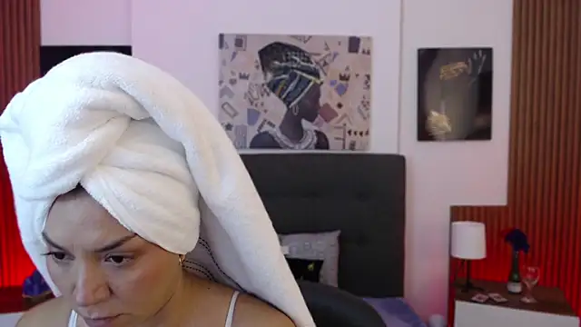 Snapshot of milfsecret69 chatting on 16, 5, 2026 milfsecret69 online show from 16, 5, 2026