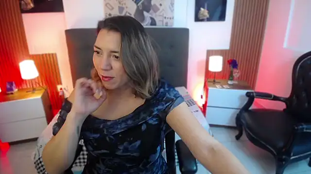 Snapshot of milfsecret69 chatting on 19, 5, 2026 milfsecret69 online show from 19, 5, 2026