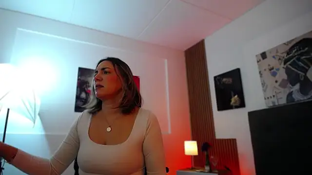 Snapshot of milfsecret69 chatting on 28, 5, 2026 milfsecret69 online show from 28, 5, 2026