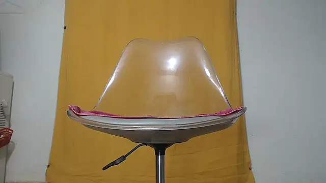 Snapshot of Mela889 chatting on 19, 4, 2026 Mela889 online show from 19, 4, 2026