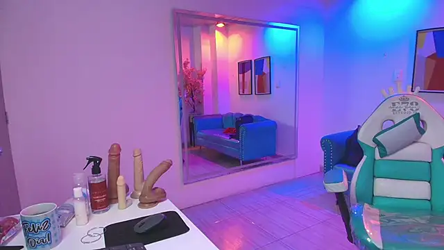 Madame scarlett online show from 6, 4, 2026