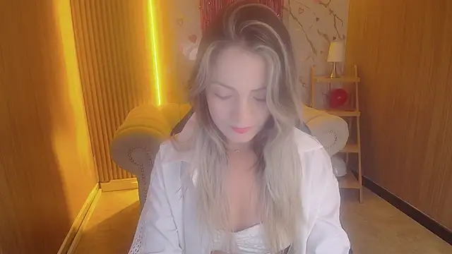 Snapshot of sofia_nova_tf chatting on 19, 2, 2026 sofia nova tf online show from 19, 2, 2026