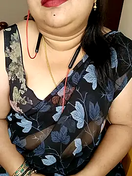 Snapshot of silk_rose05 chatting on 21, 5, 2026 silk rose05 online show from 21, 5, 2026