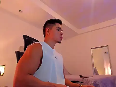 Snapshot of chris_morgan7 chatting on 4, 2, 2026 chris morgan7 online show from 4, 2, 2026