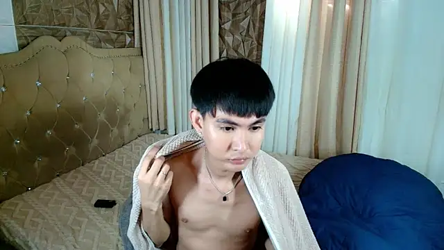 xlovercutietwink online show from 3, 2, 2026