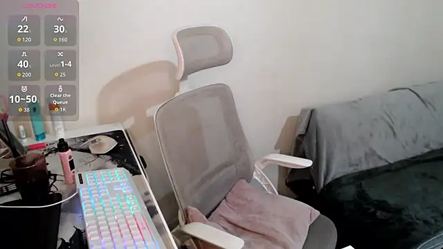 Snapshot of AustrianGirl99AtWork chatting on 12, 2, 2026 AustrianGirl99AtWork online show from 12, 2, 2026