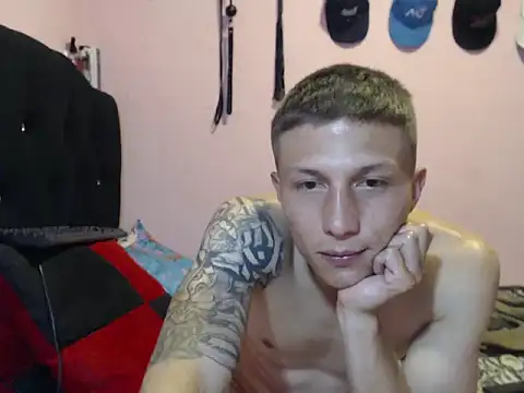 Snapshot of Cronos_Hot_8 chatting on 2, 2, 2026 Cronos Hot 8 online show from 2, 2, 2026