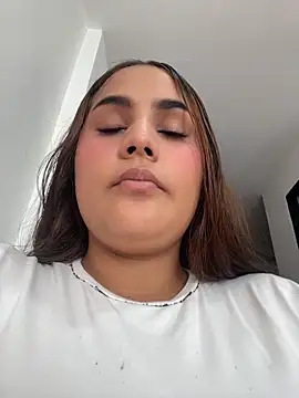 Noa Harper- online show from 15, 4, 2026