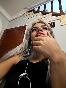 AlanaHouston online show from 28, 2, 2026