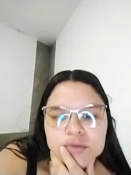 Snapshot of SamanthaStonee chatting on 12, 2, 2026 SamanthaStonee online show from 12, 2, 2026