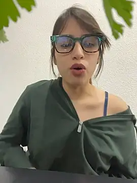 Snapshot of romyamo chatting on 17, 2, 2026 romyamo online show from 17, 2, 2026